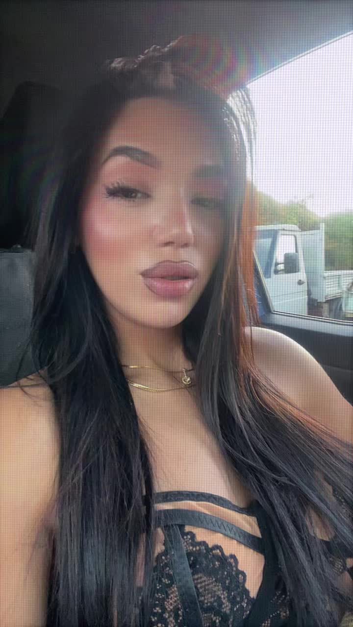 @ᗰᗩᖇIᗩ ⭐️