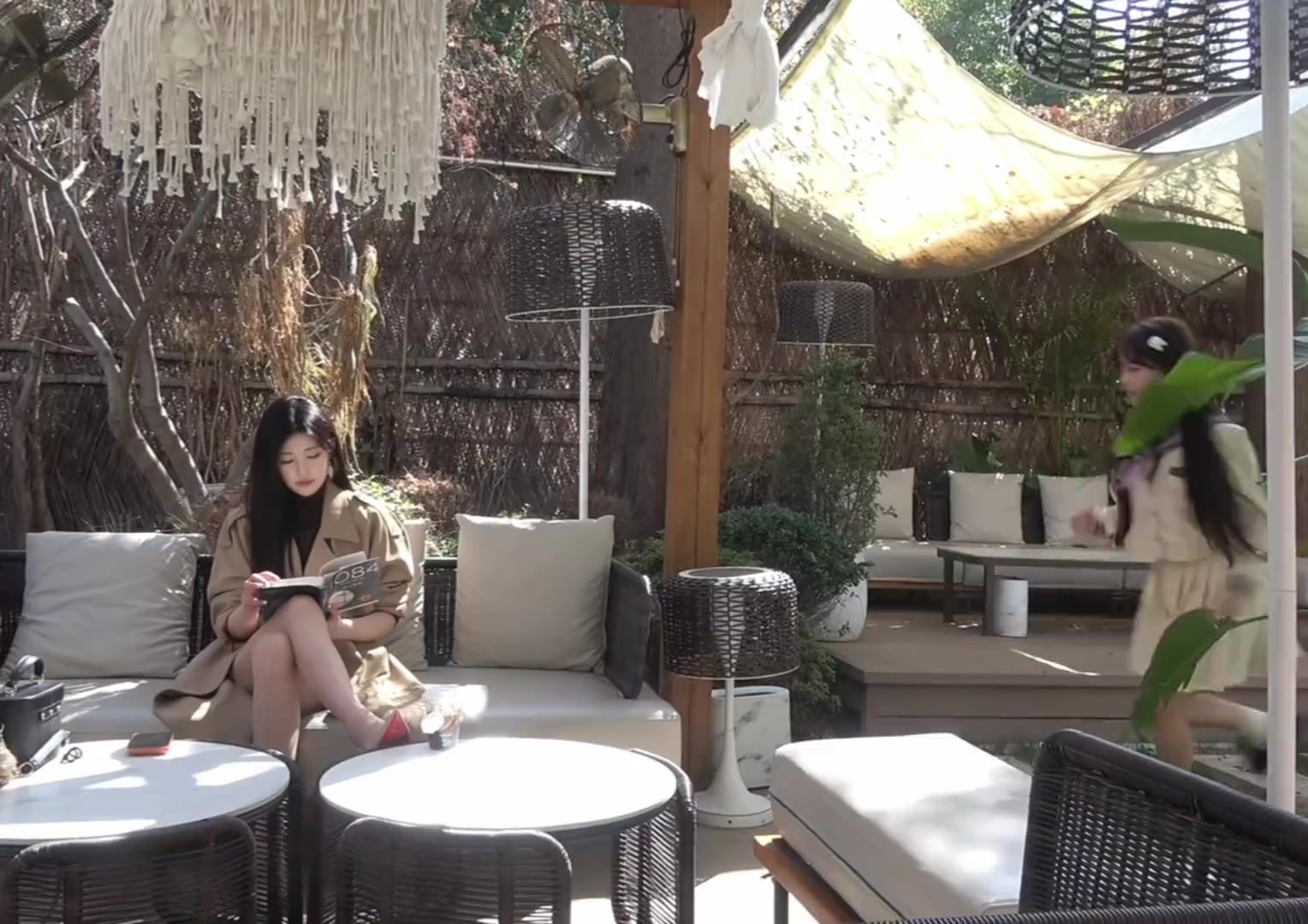 @zуηηηη 夏不萌 𝙛𝙩 𝙎𝙂