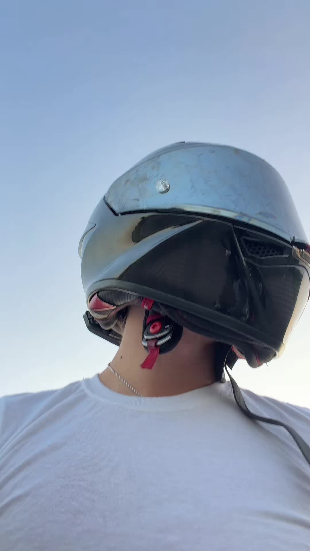 @AUS