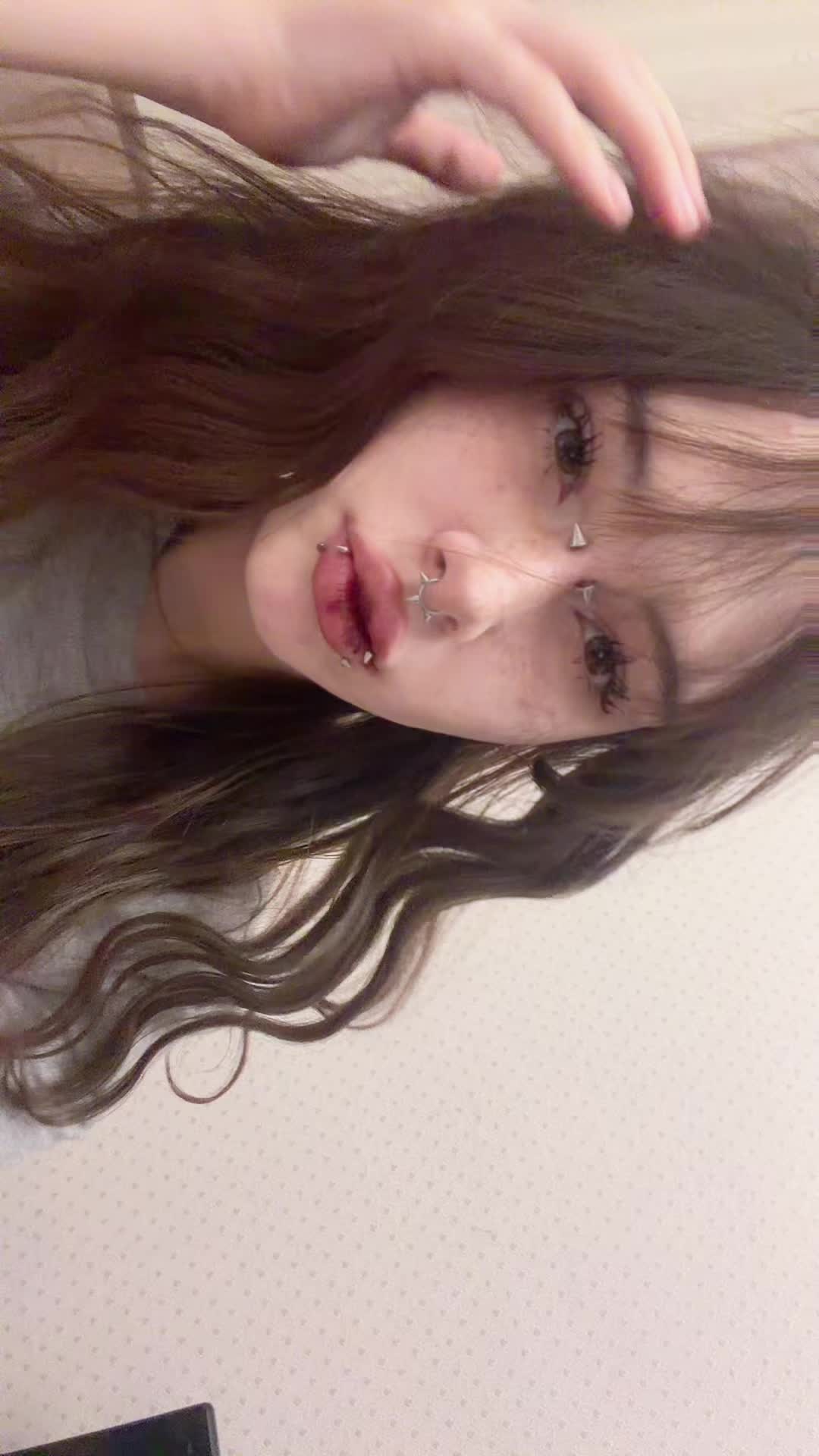 @Ririka