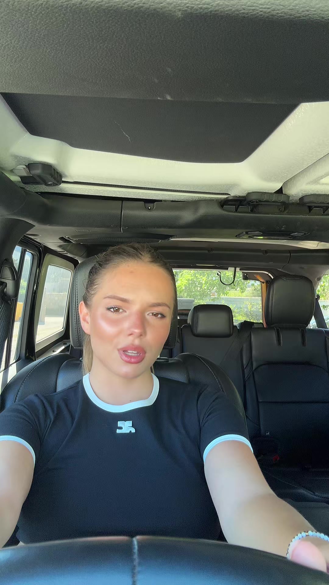 @Candice