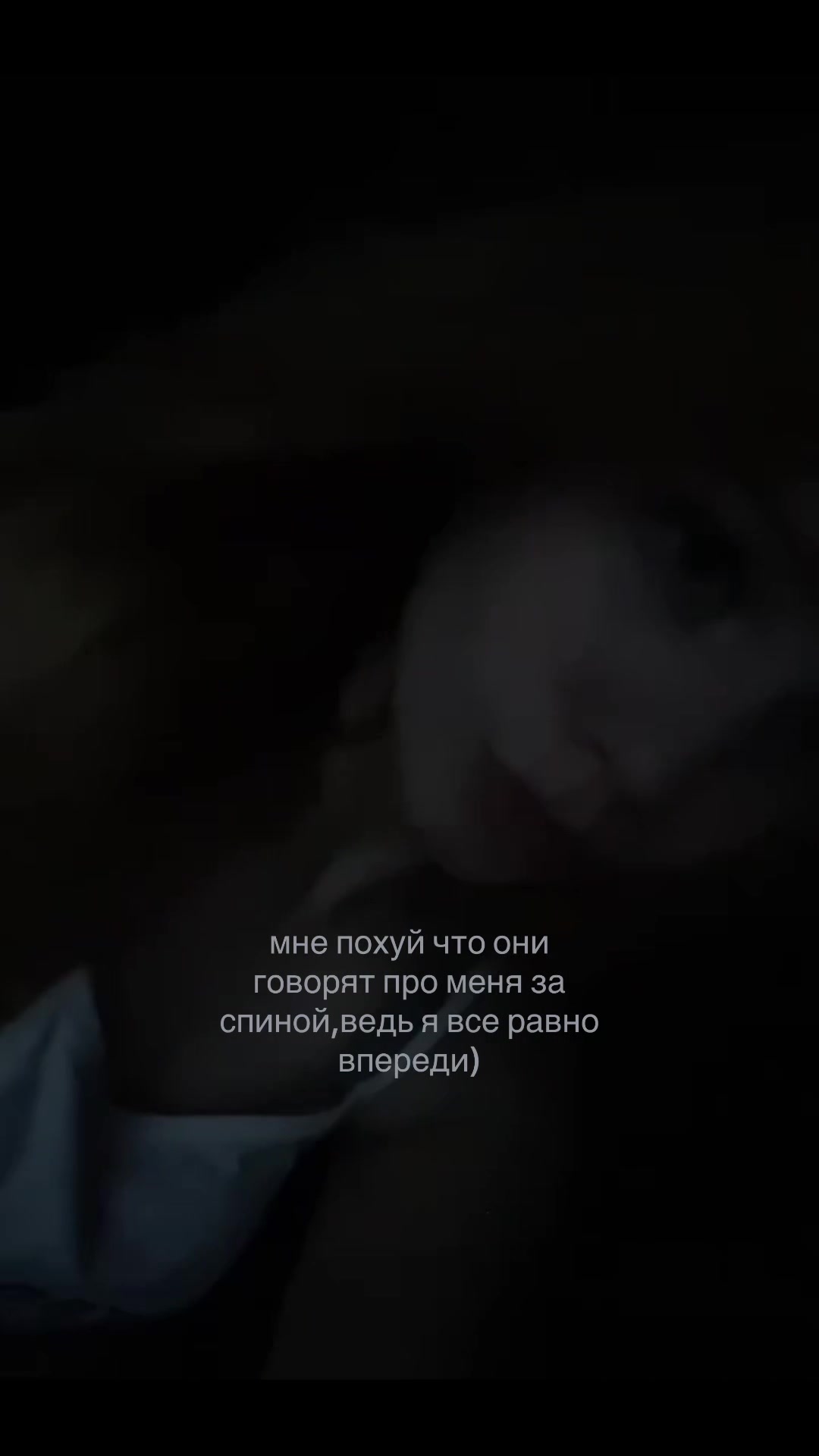 @anixwwq