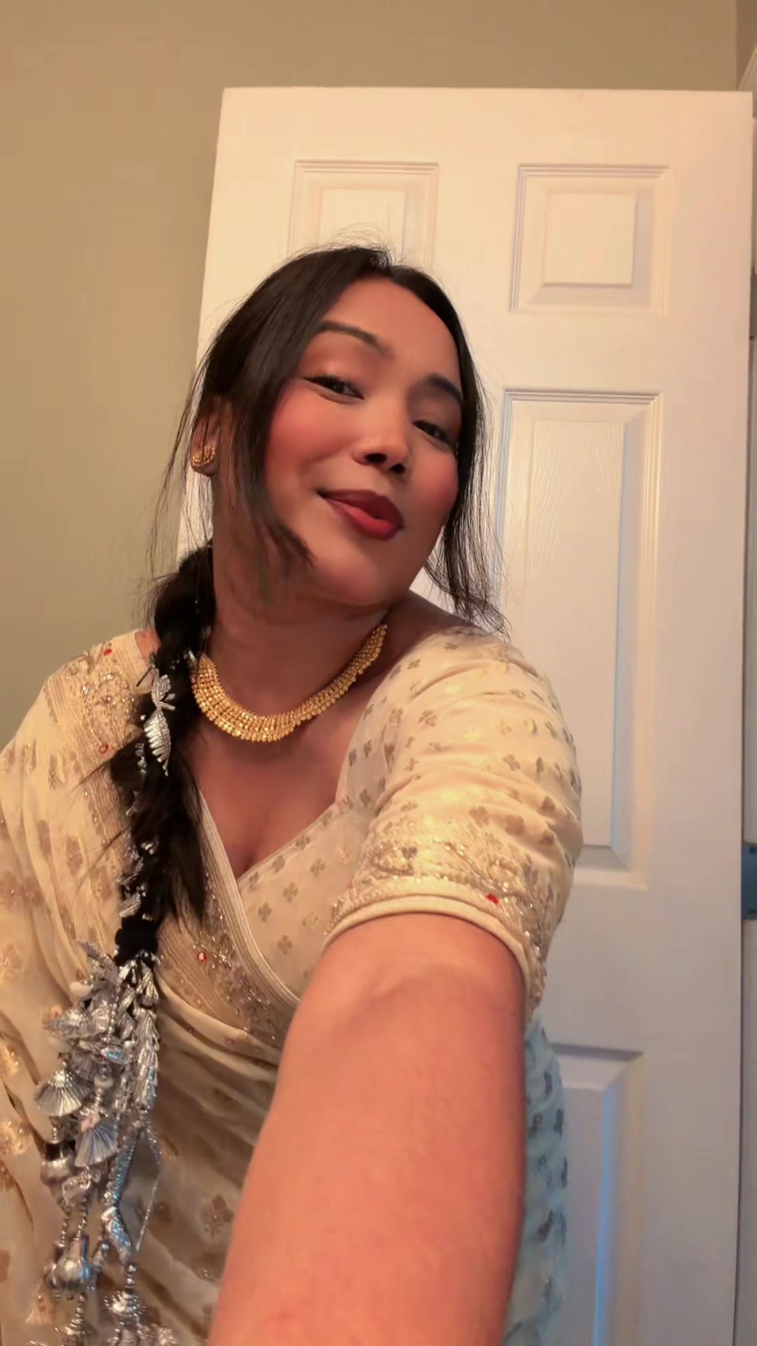 @Manisha Siwakoti🧿