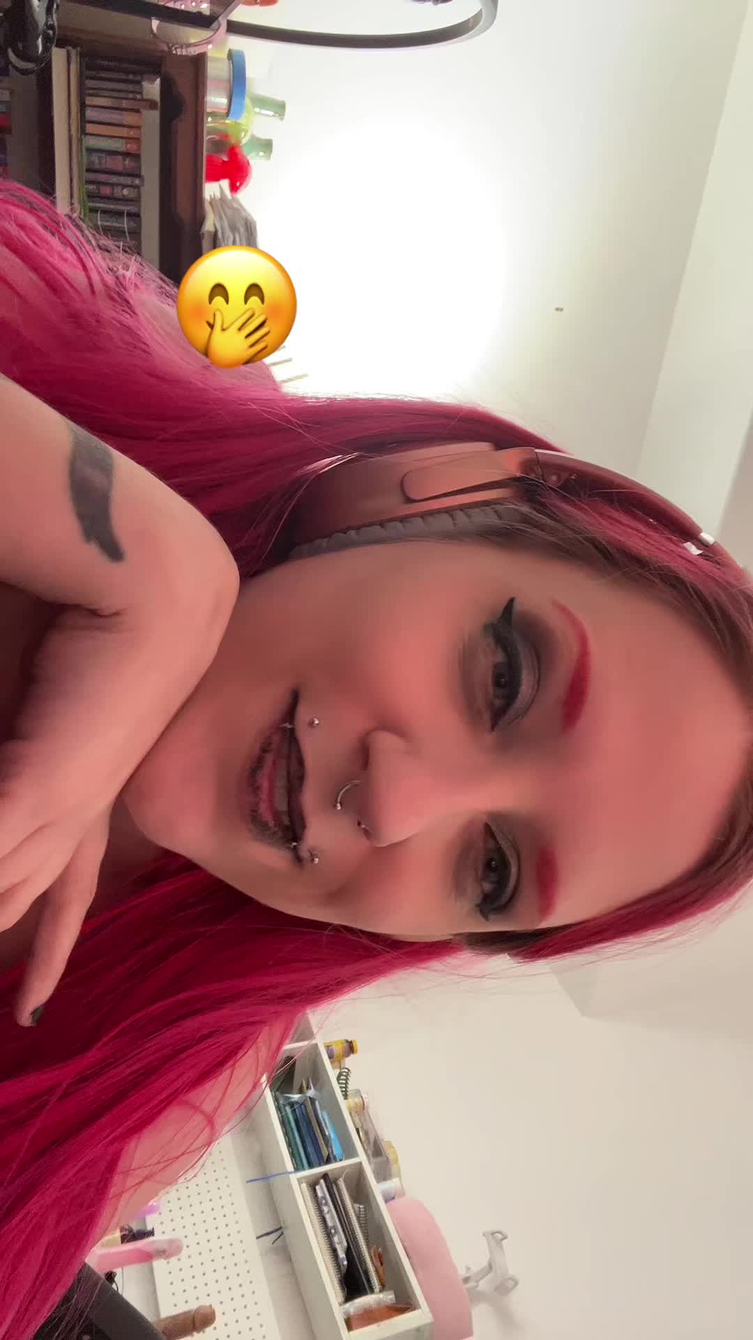 @violetoctober