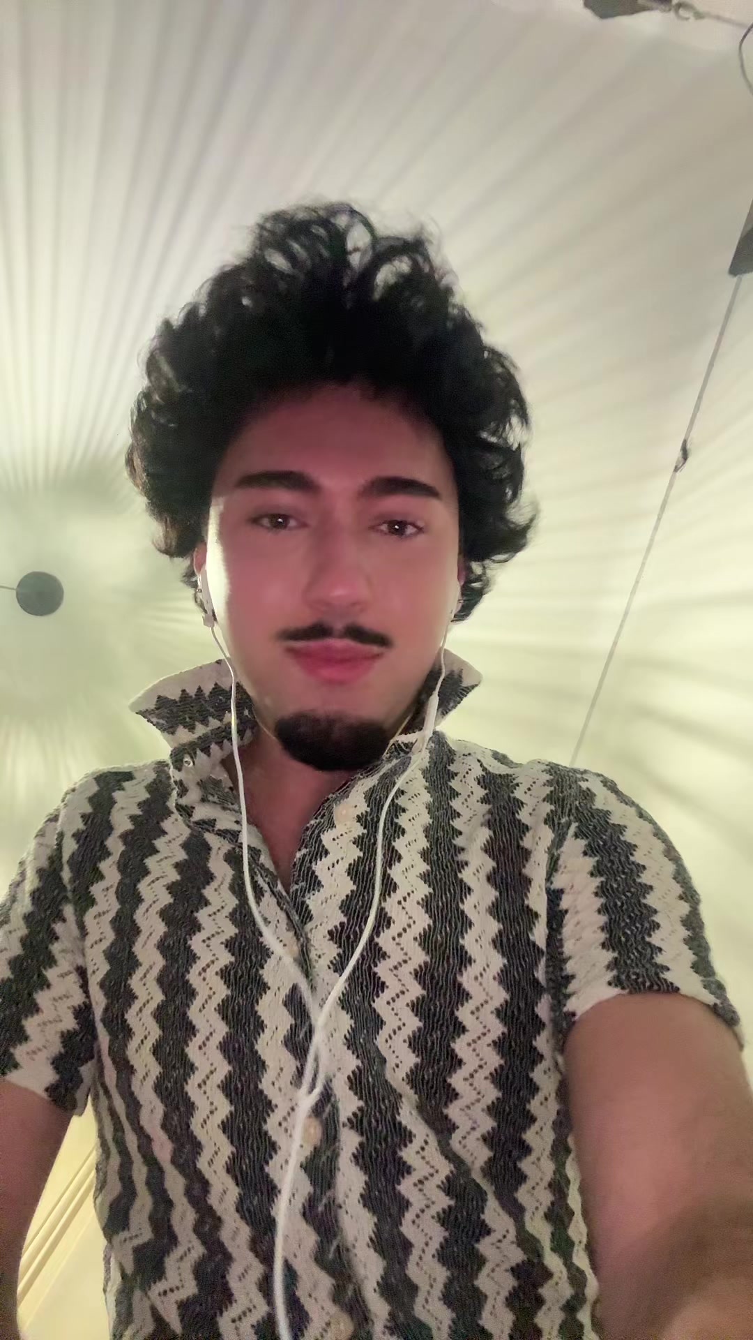 @raphaël 𖤓