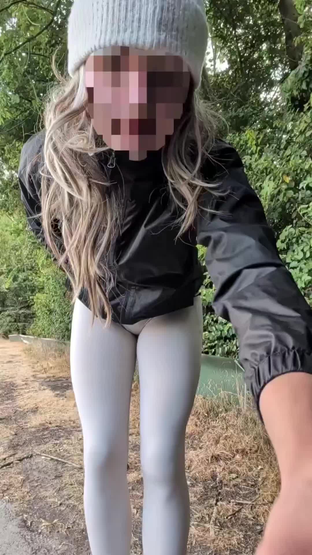 @Frieda_