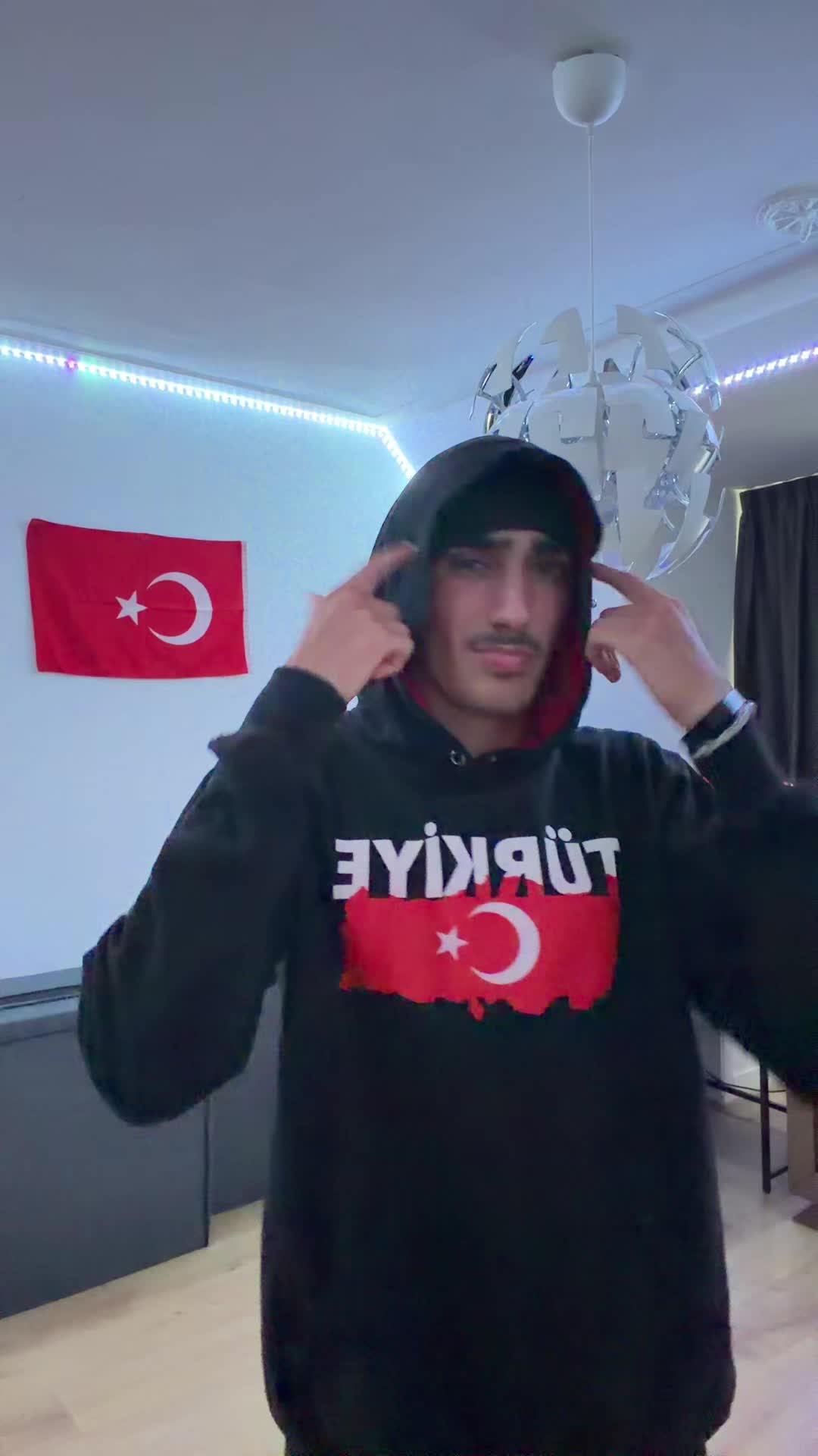 @uzzzijr2