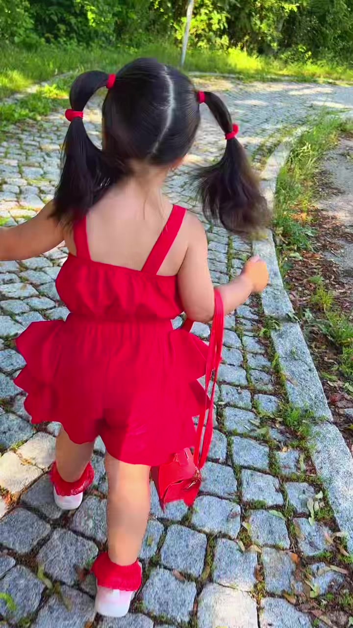 @Ferdanem._