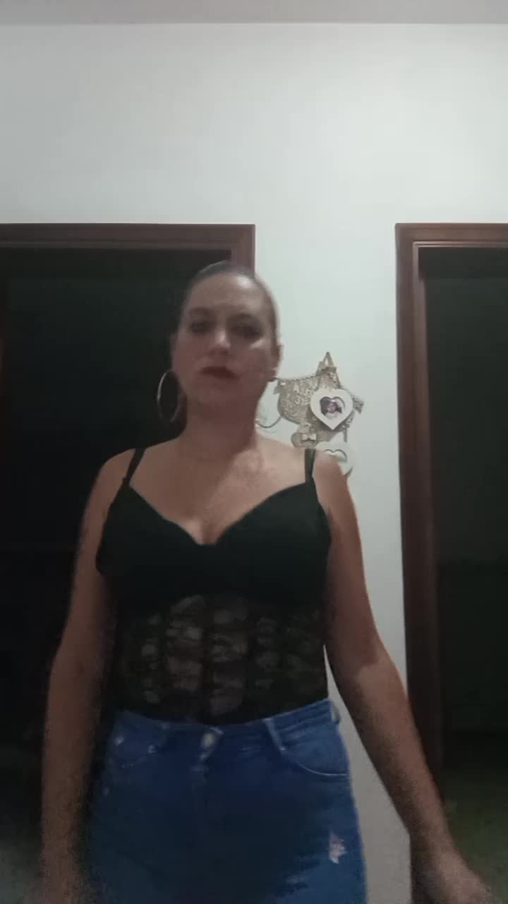@Enza