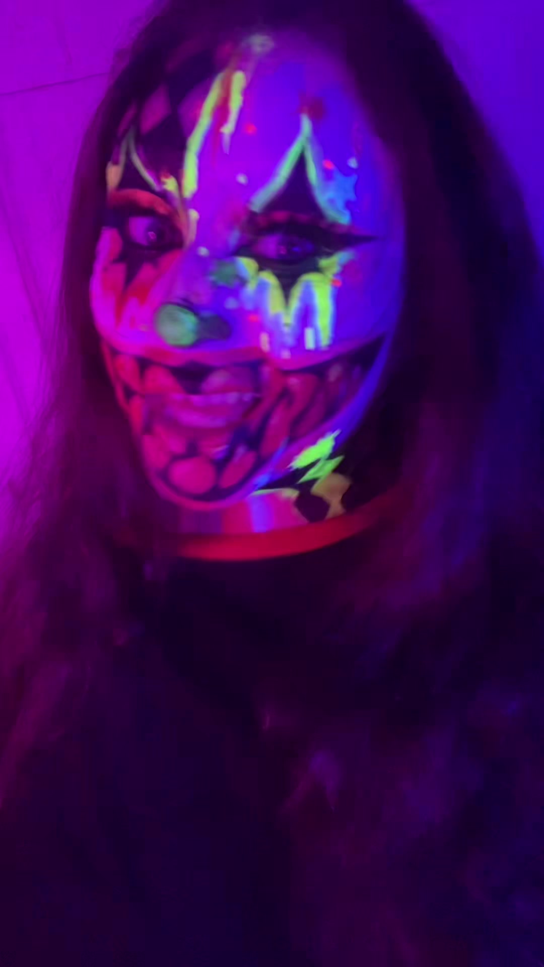 @Ellehalloween