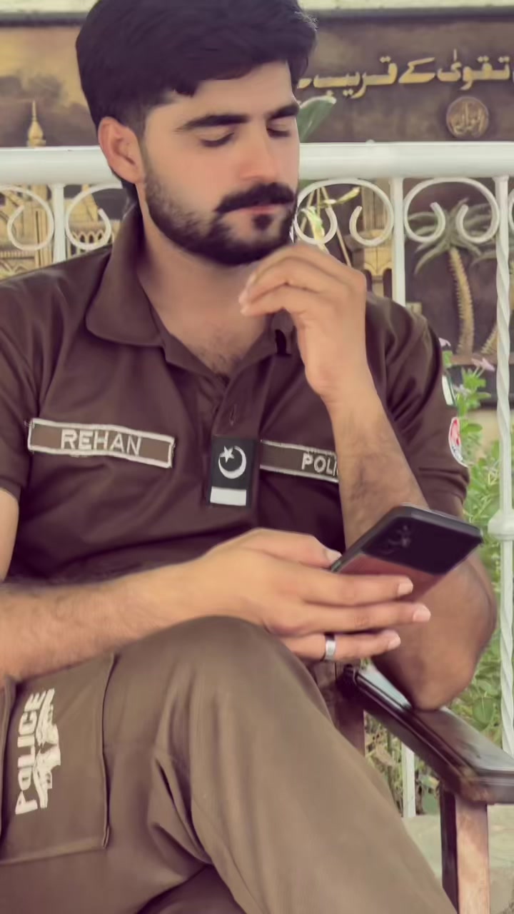 @Muhammad ریحان RinD بلوچ 👑