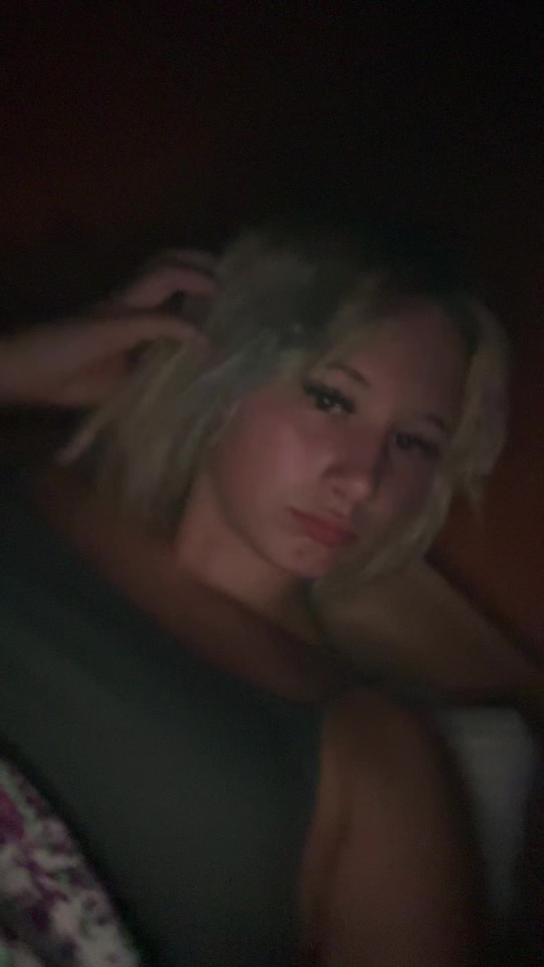 @🎭
