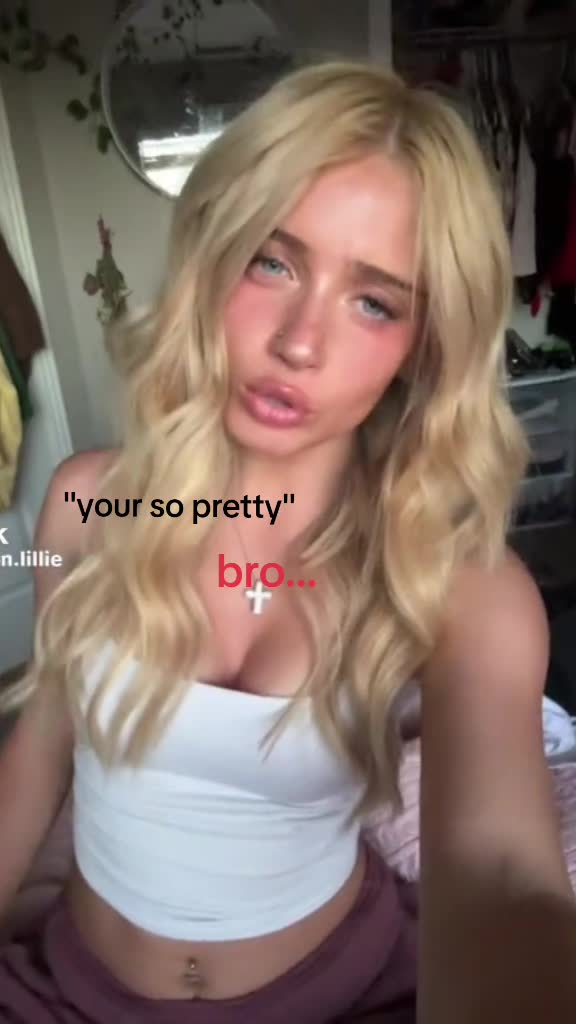 @✰