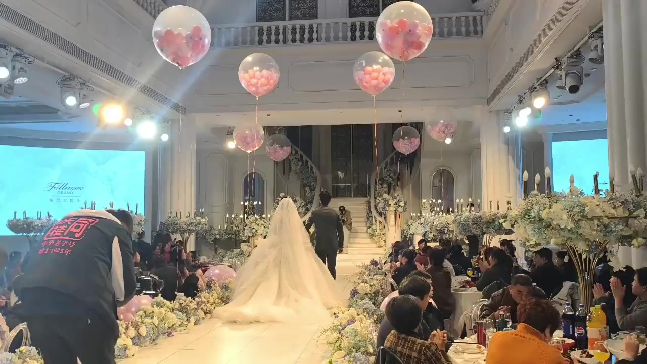 @Trang Trí Bóng Đám cưới TP HCM