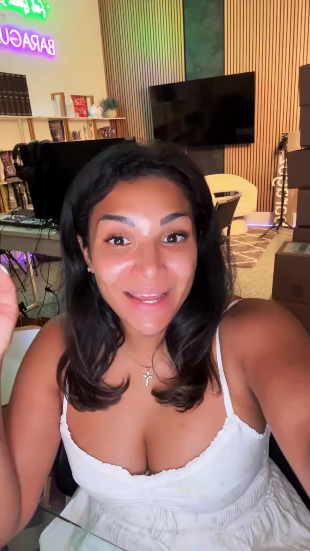 @Baraguz