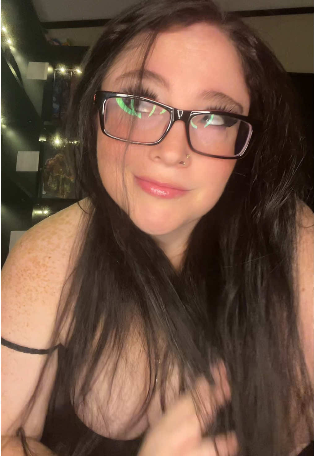 @DrkRomanceReader