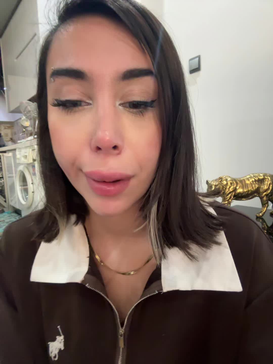 @heleya