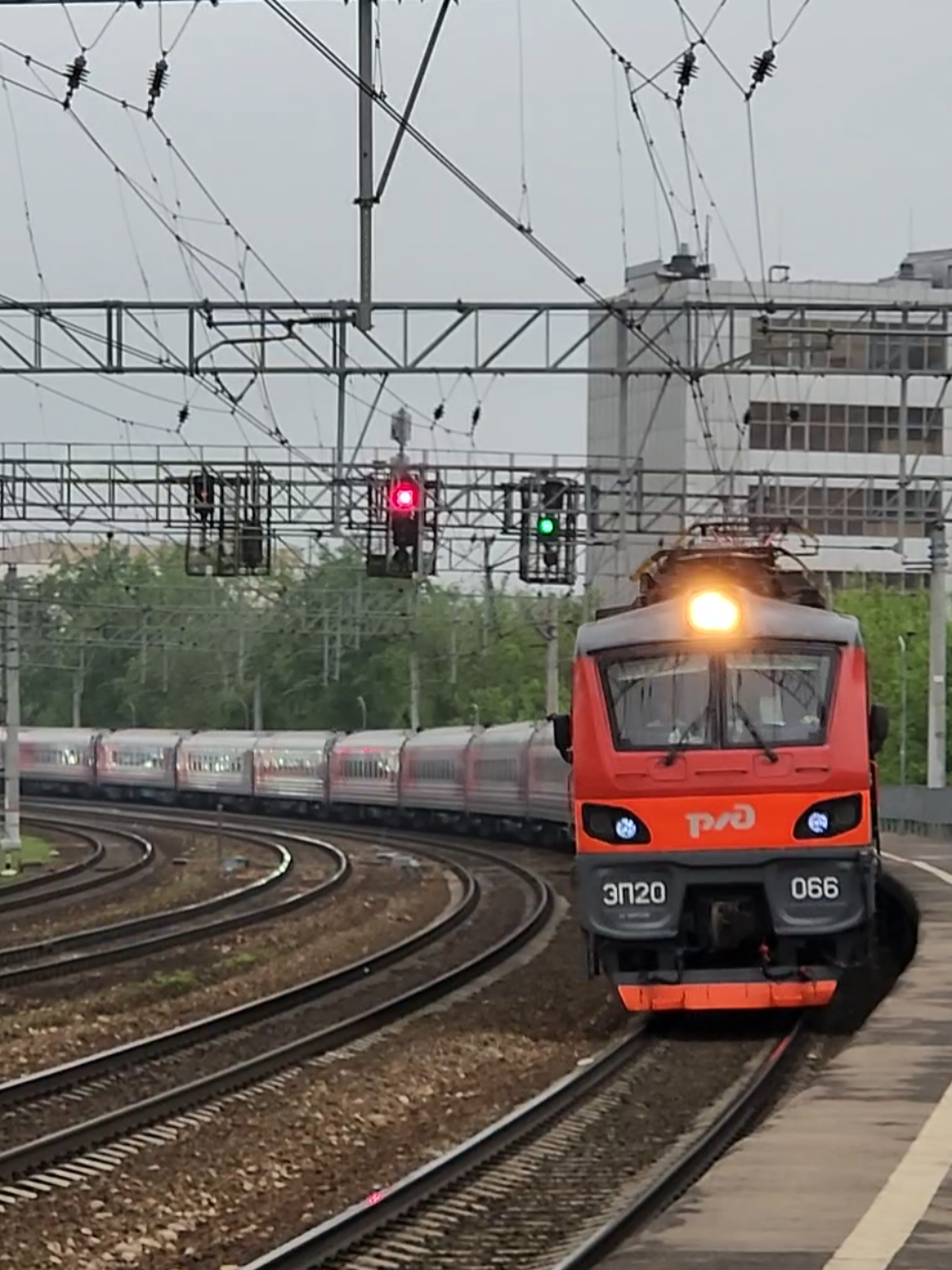 @Крипер 🛤
