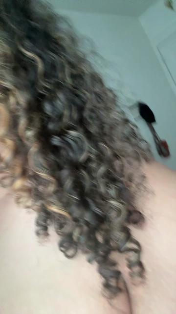 @CurlyheadZimmarria