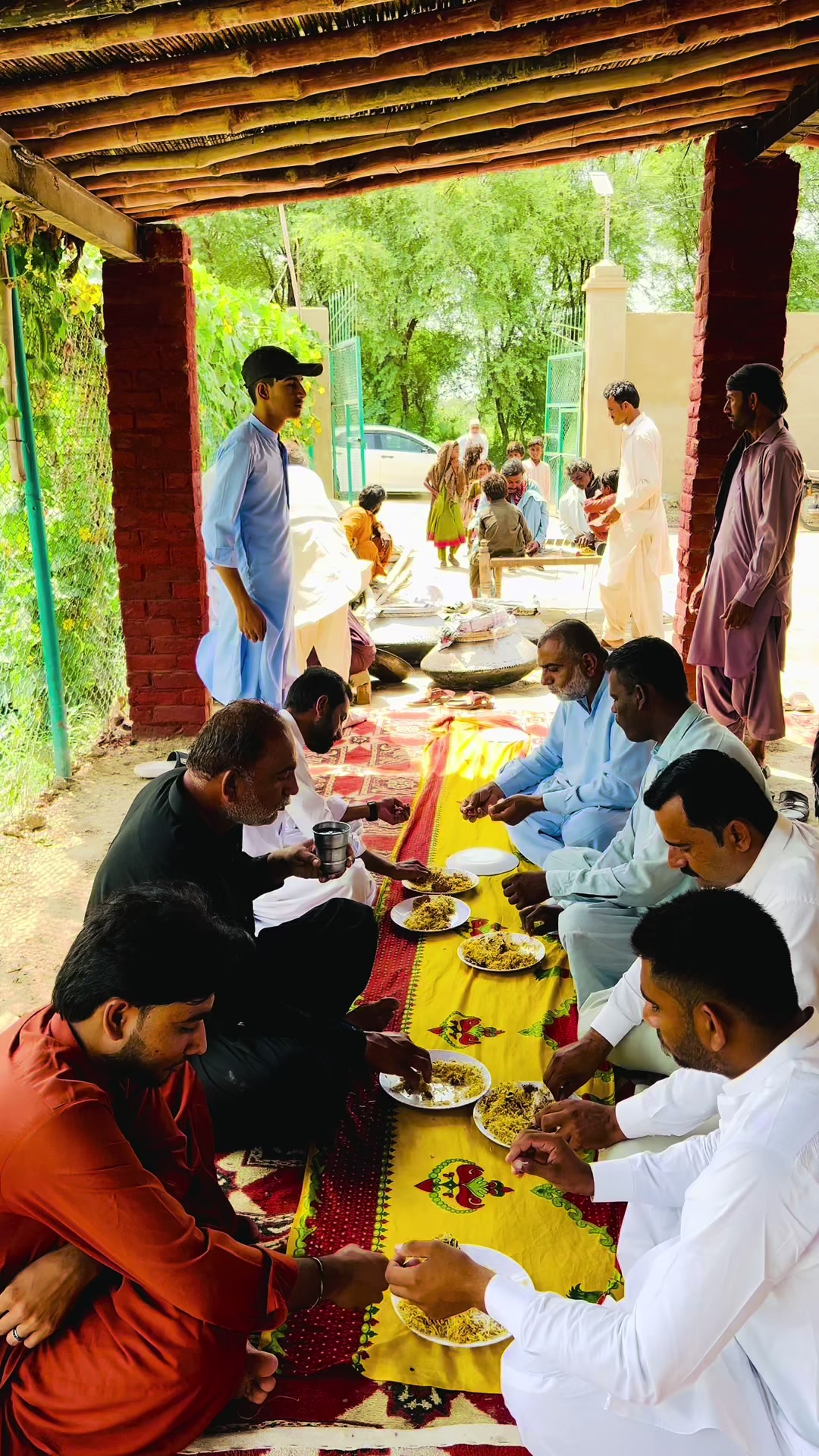 @comrade Sindhi 🚩🤨💫bananas