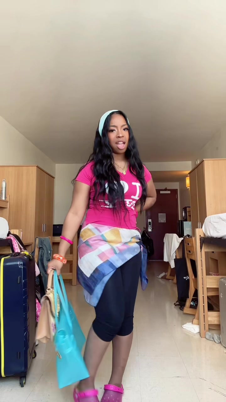 @🐒illyislandgyal