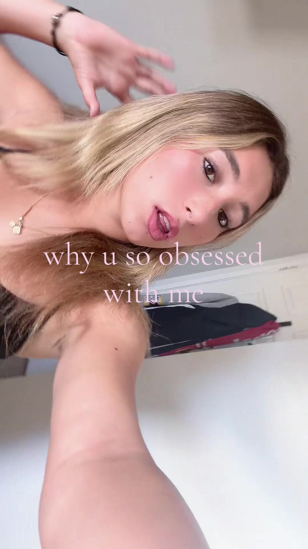 @yurlocaldumbblonde