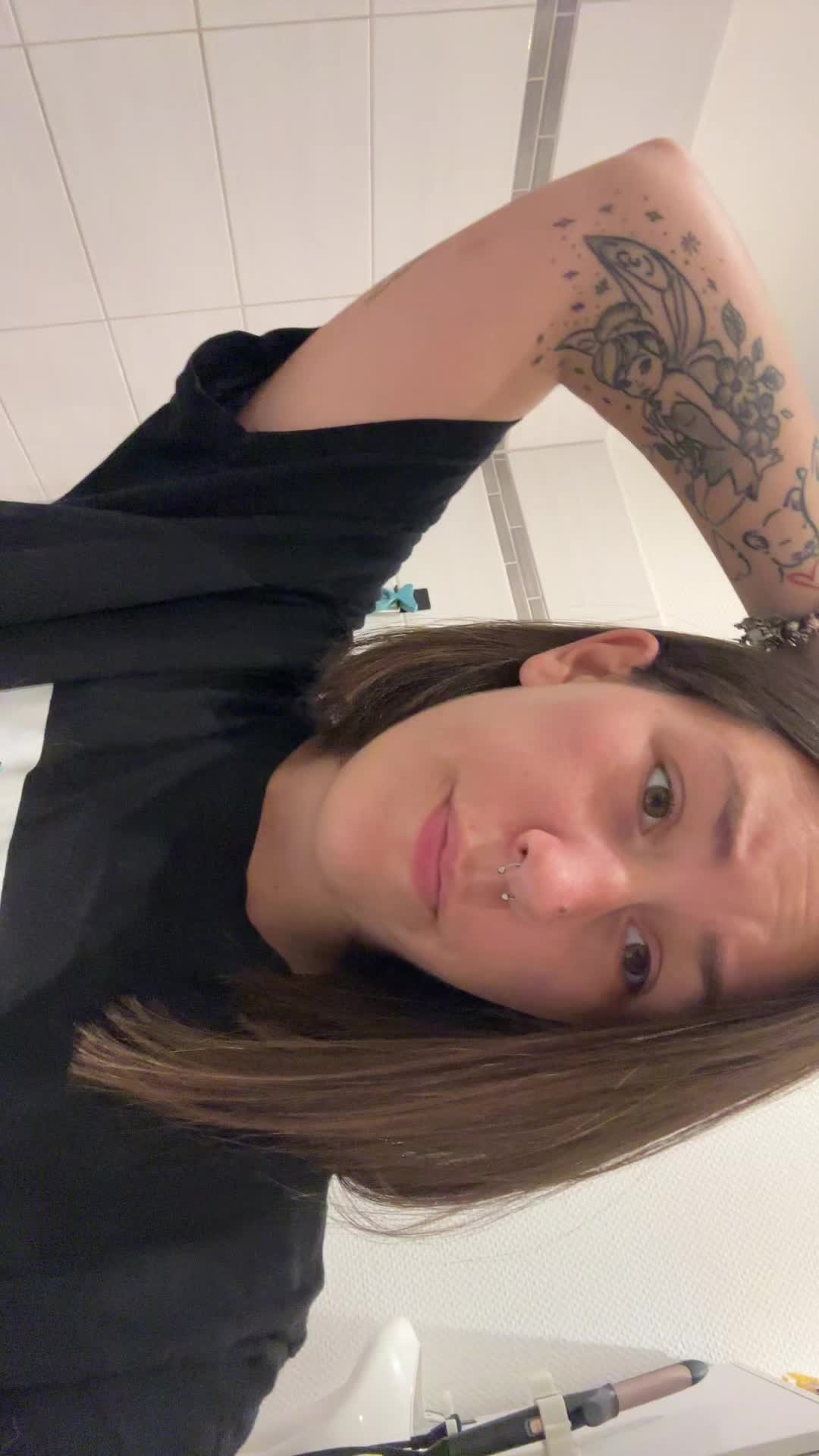 @VivianeLauraKirsten