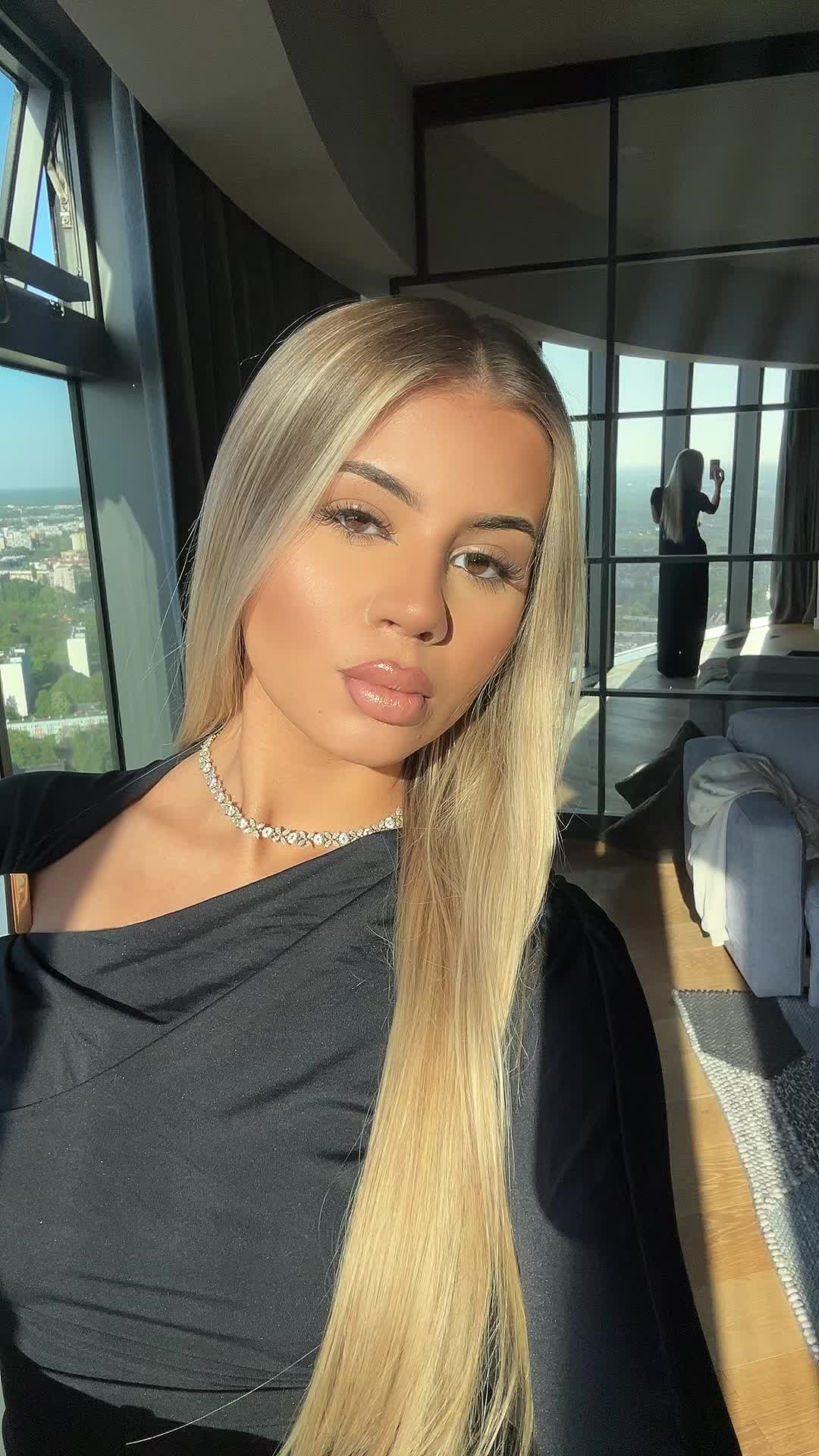@𝓜𝓪𝓻𝓲