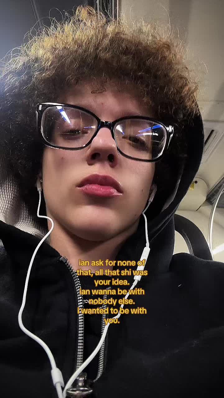 @𝔪𝔞𝔵𝔴𝔢𝔩𝔩