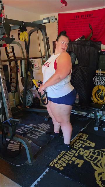 @Ashlynncakes