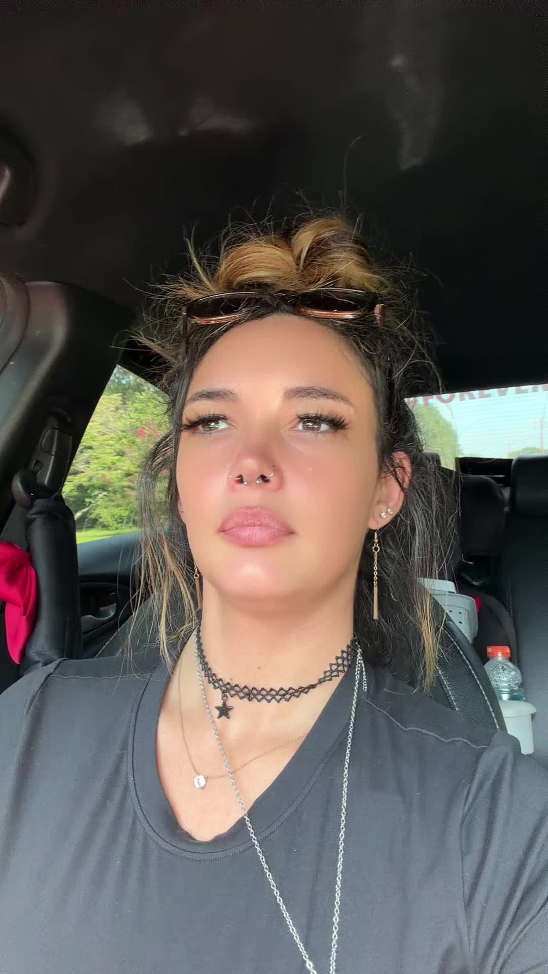 @Witchyshittt
