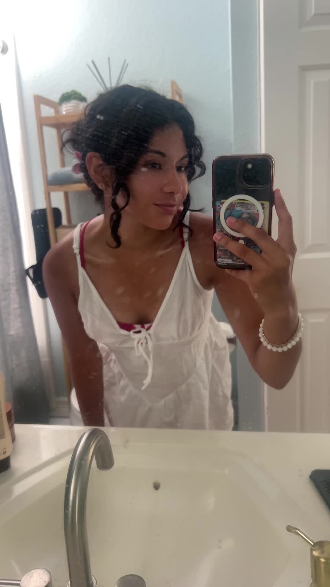 @𝕬𝖓𝖆