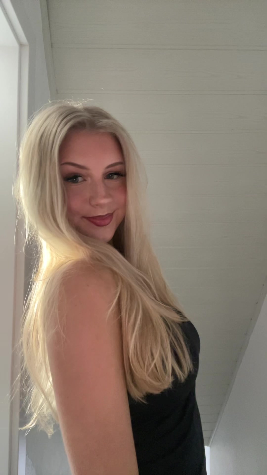 @𝐸𝓂𝓂𝒶 🪩🥂🌸