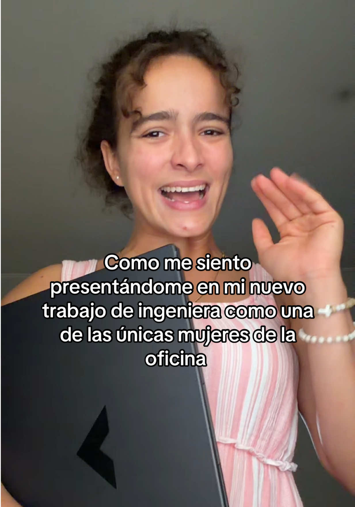@VALENTINA💜