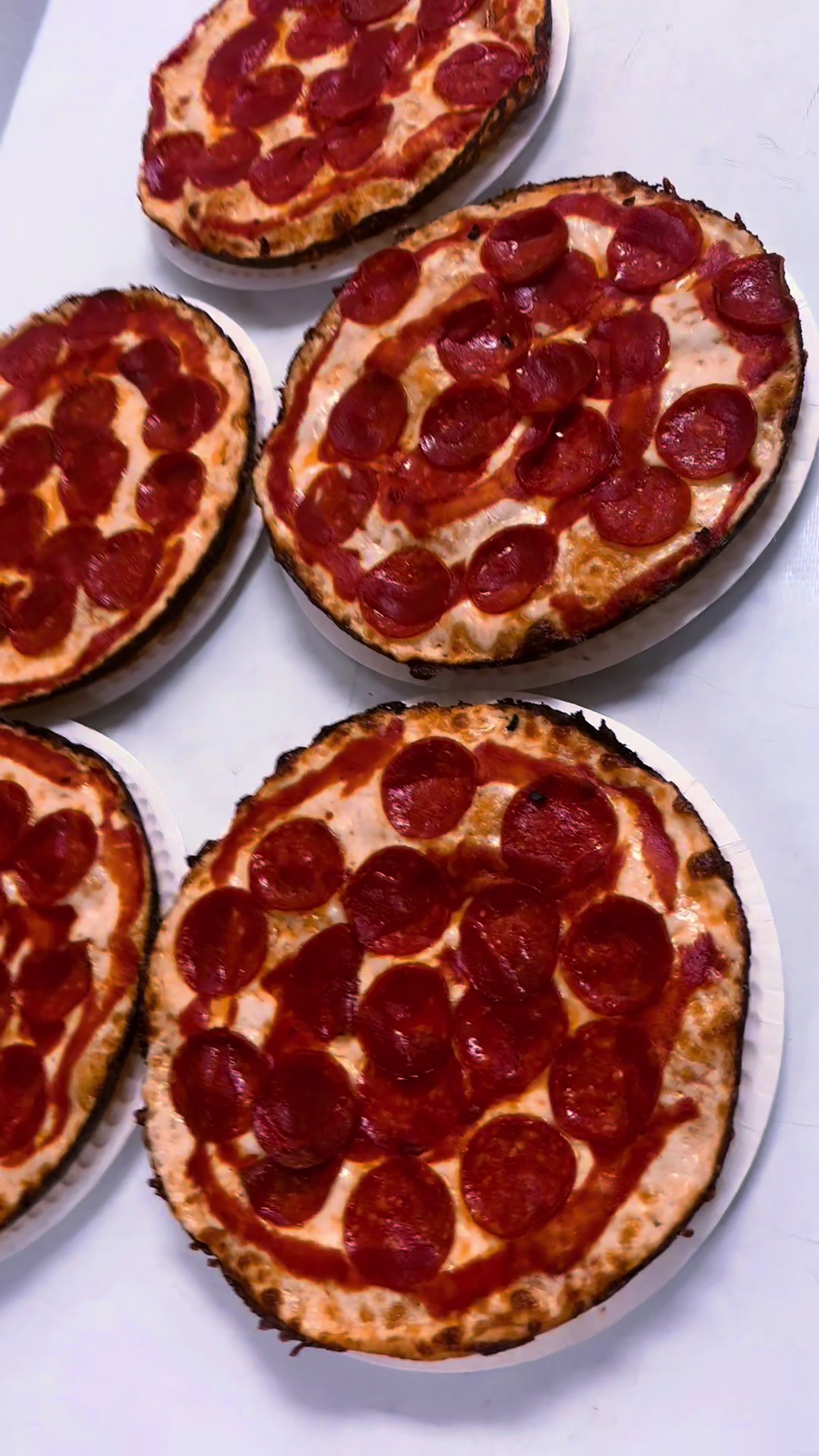 @DeCubapizzeria