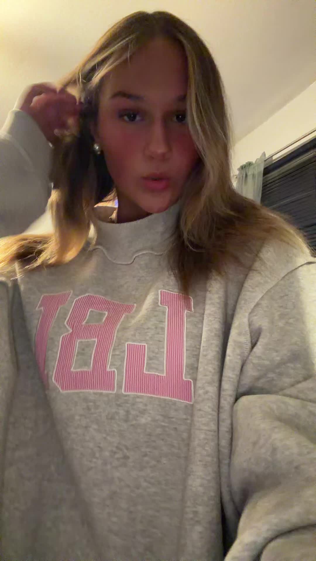 @Ella