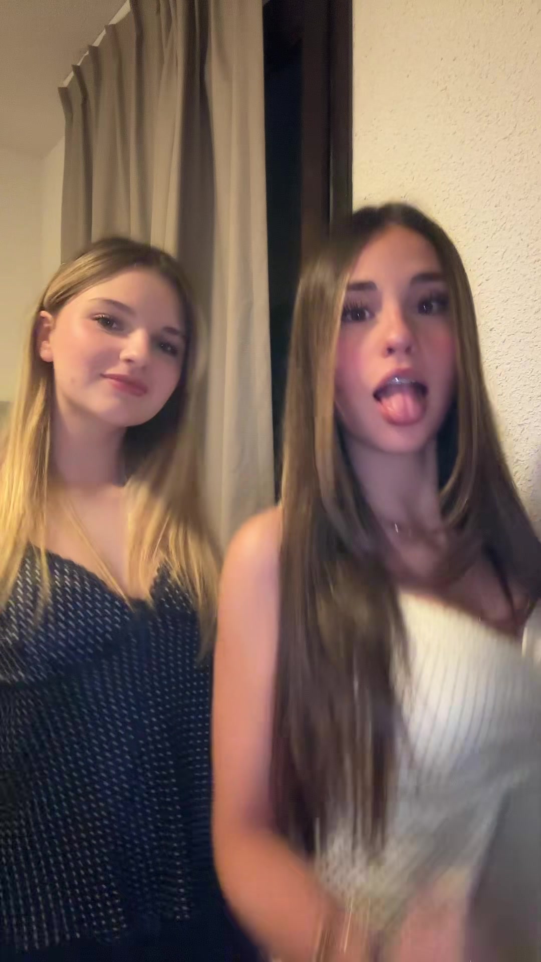 @𝑠𝑜𝑓𝑖𝑎