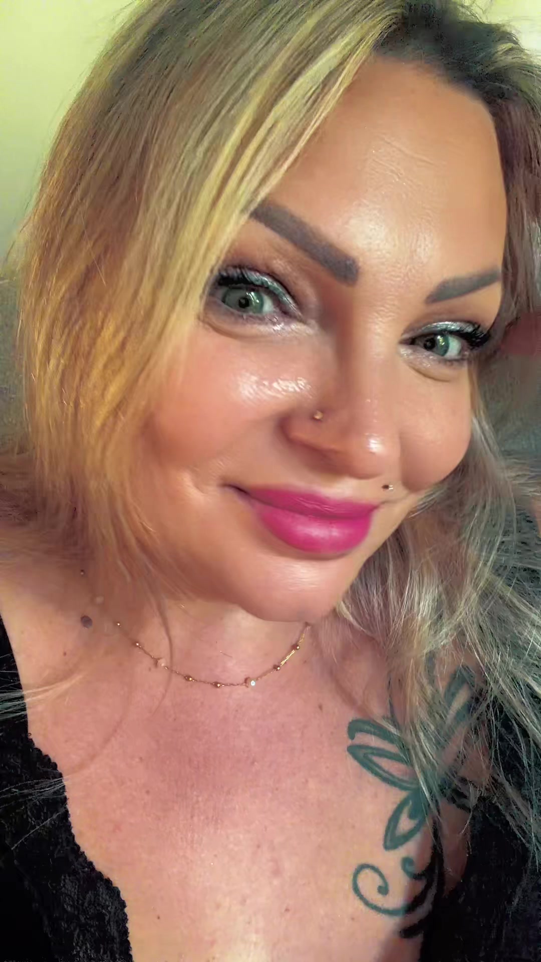 @jennytoobizz