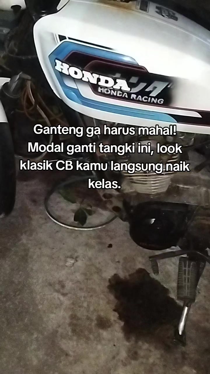 @Ayuu