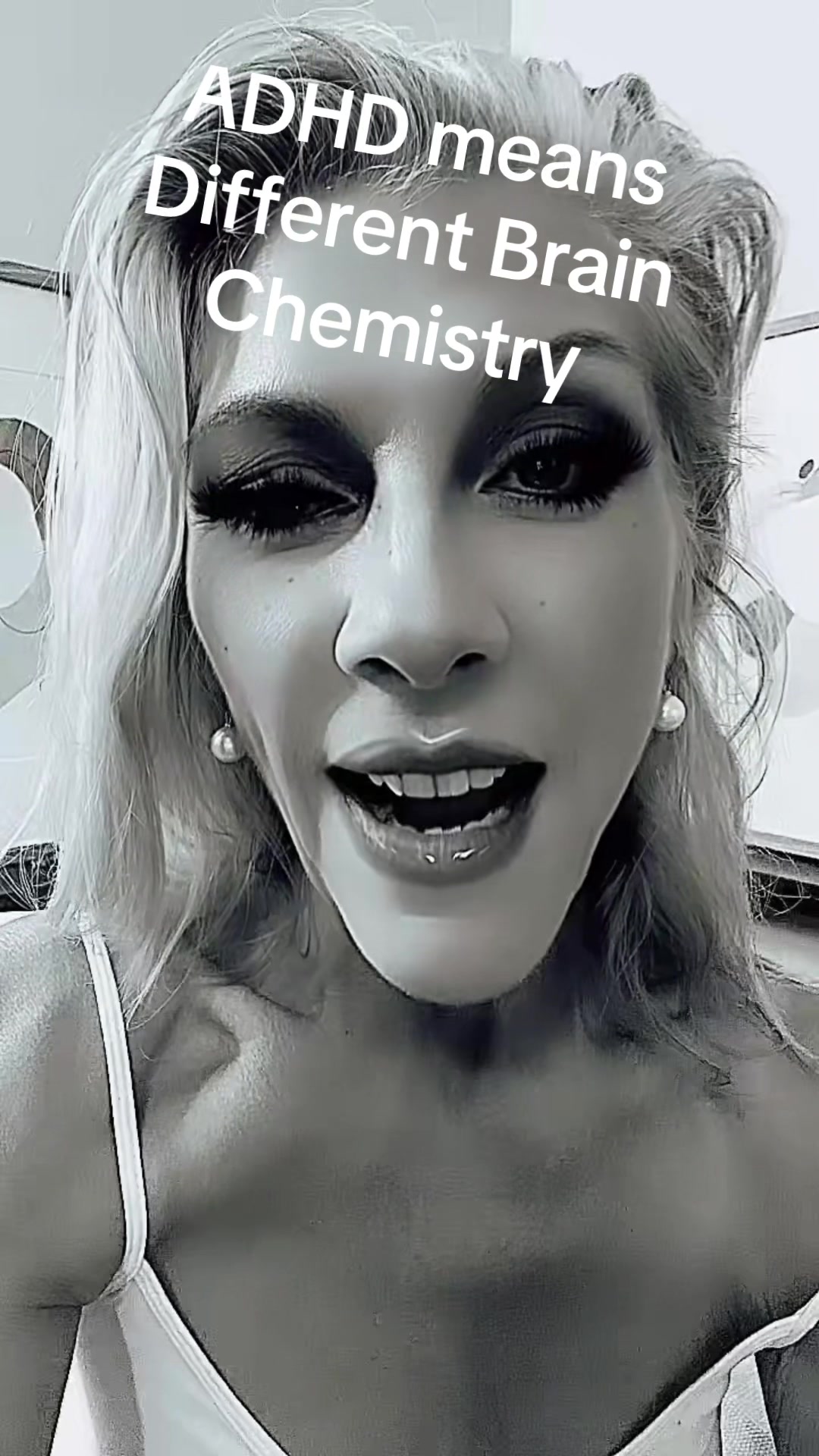 @Lily Monroe
