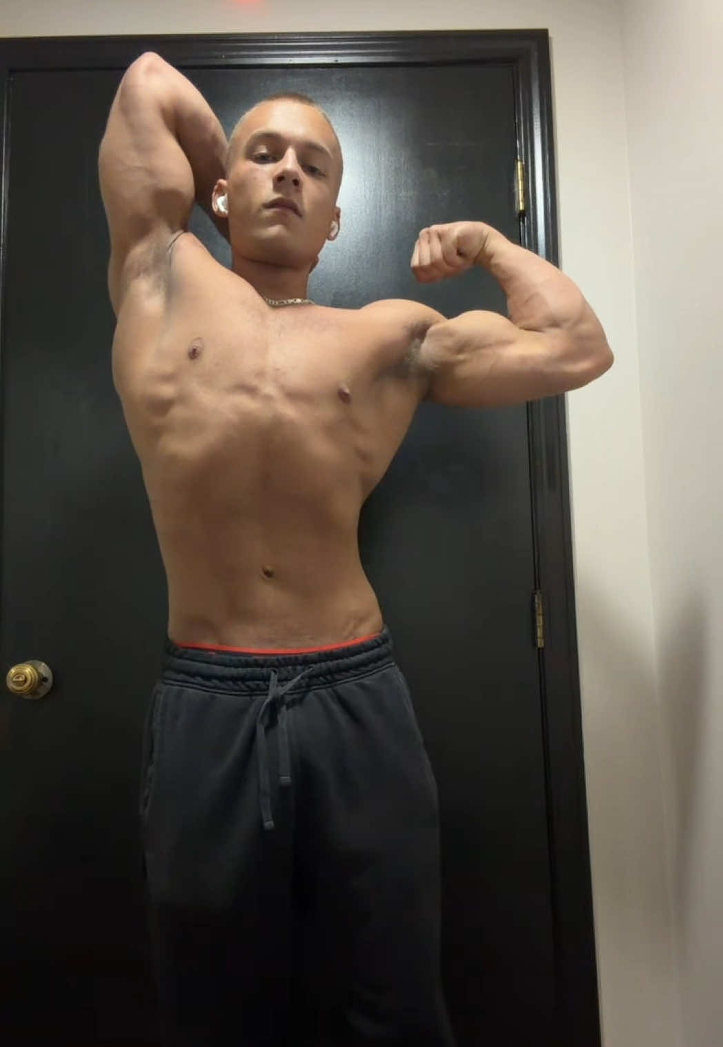 @Swolebruhz