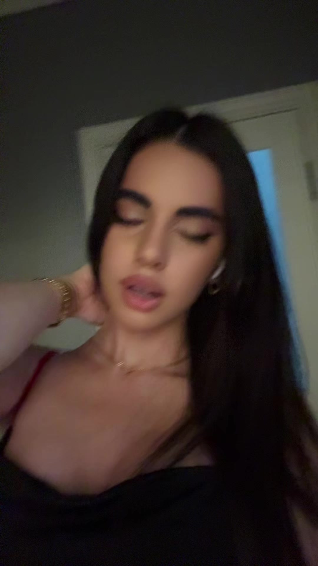 @INST:ad_ria_na__