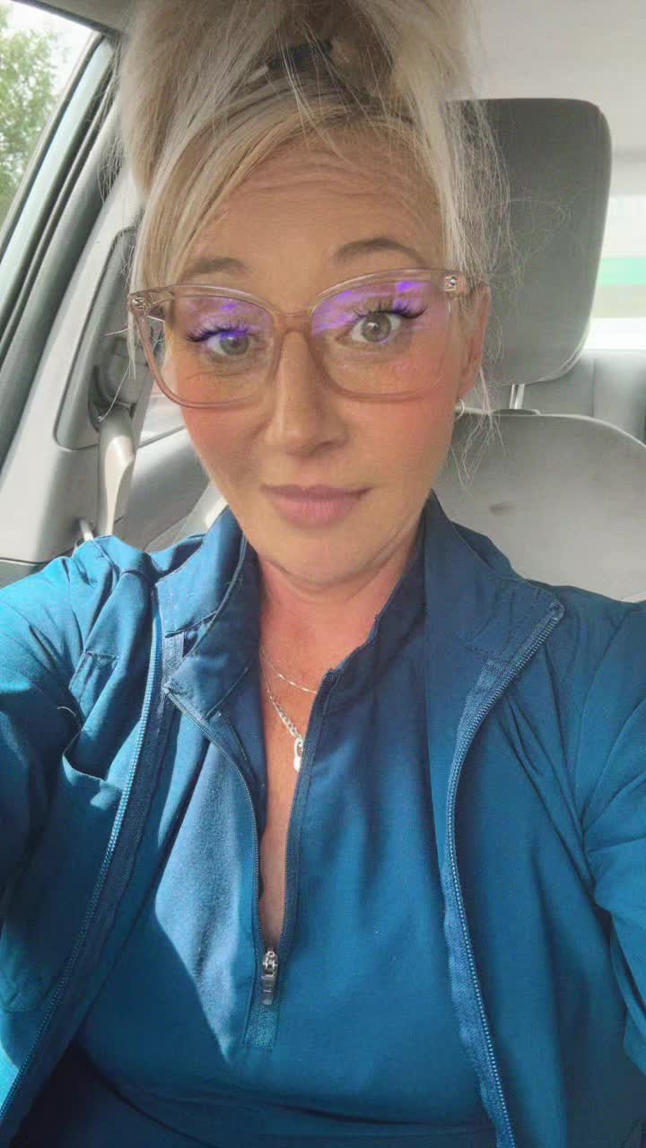 @julydaises