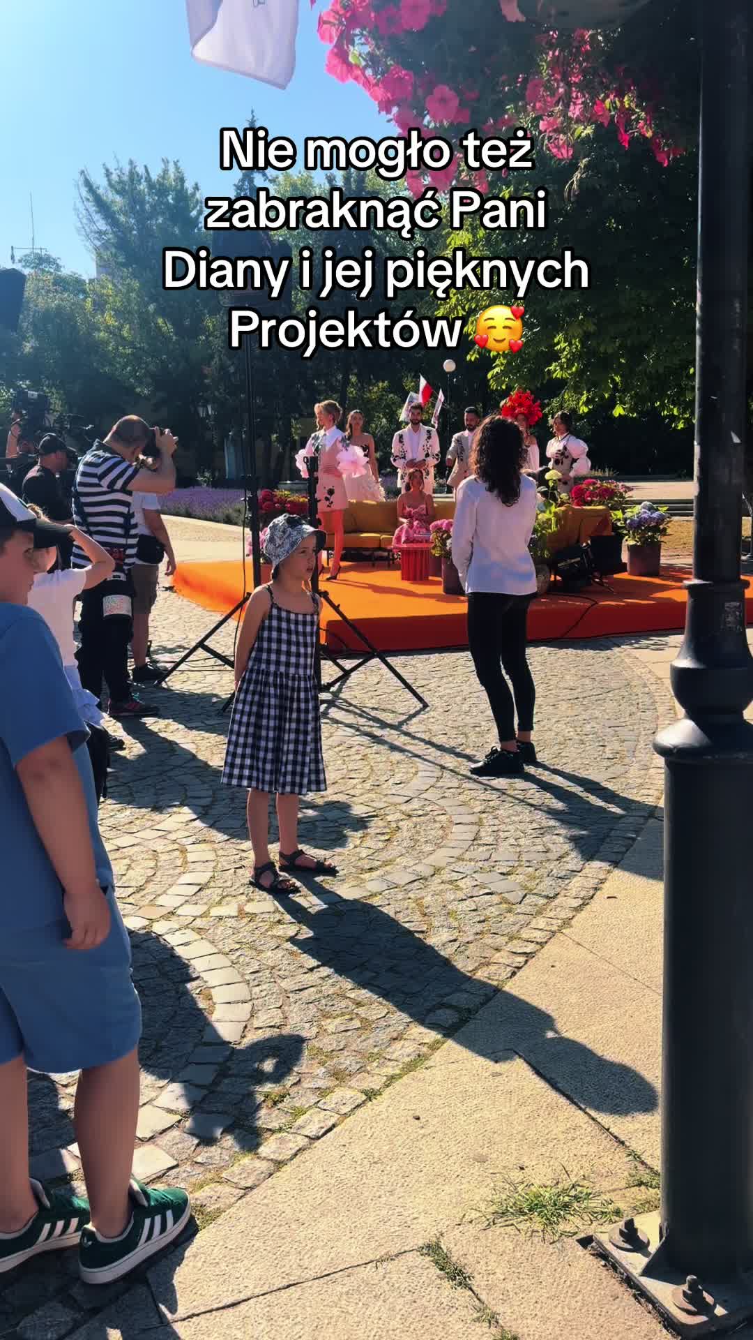 @AkroAla