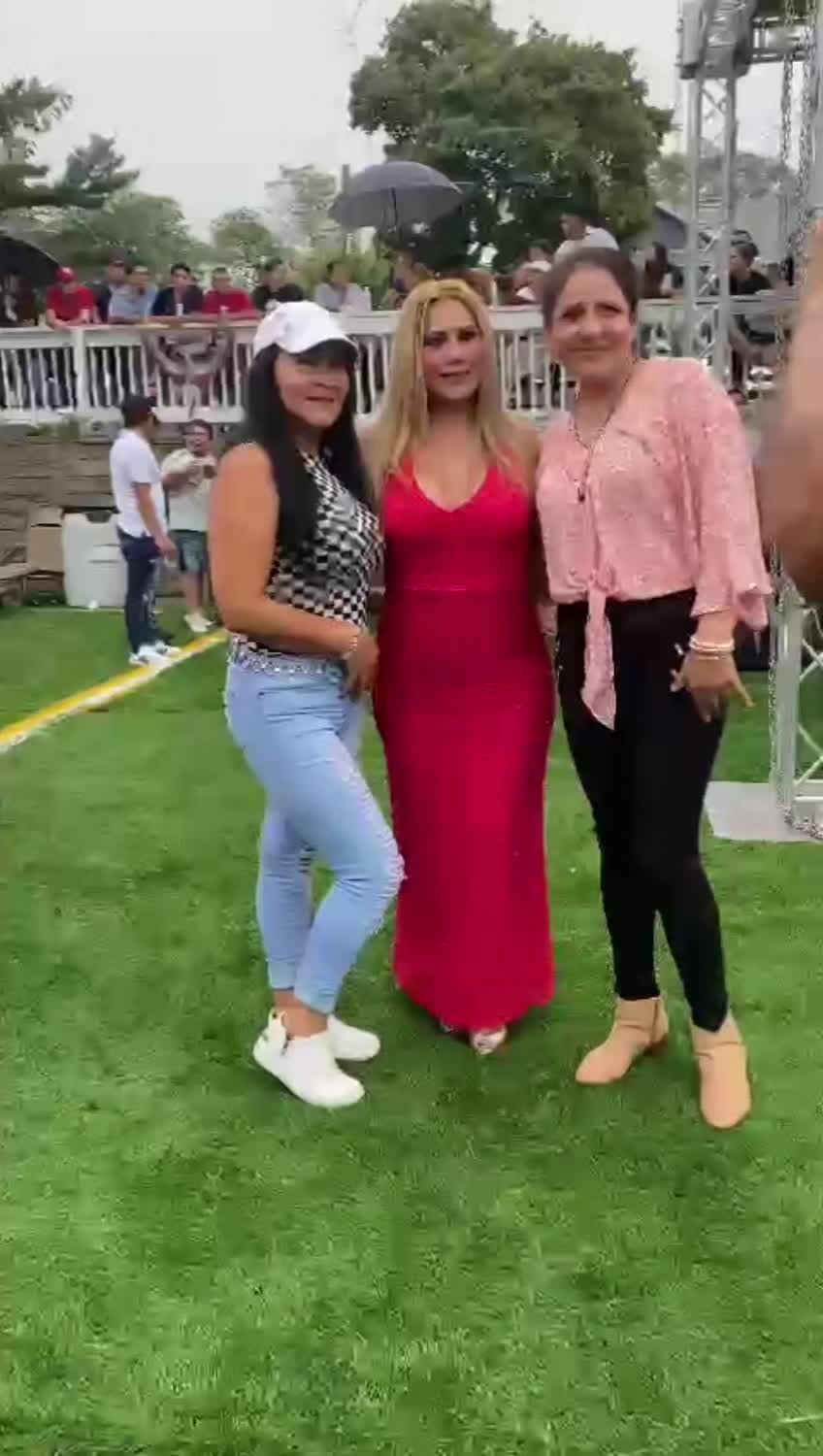@KSandra Moya