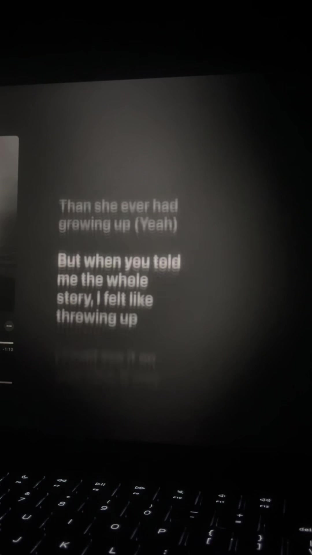 @🎧