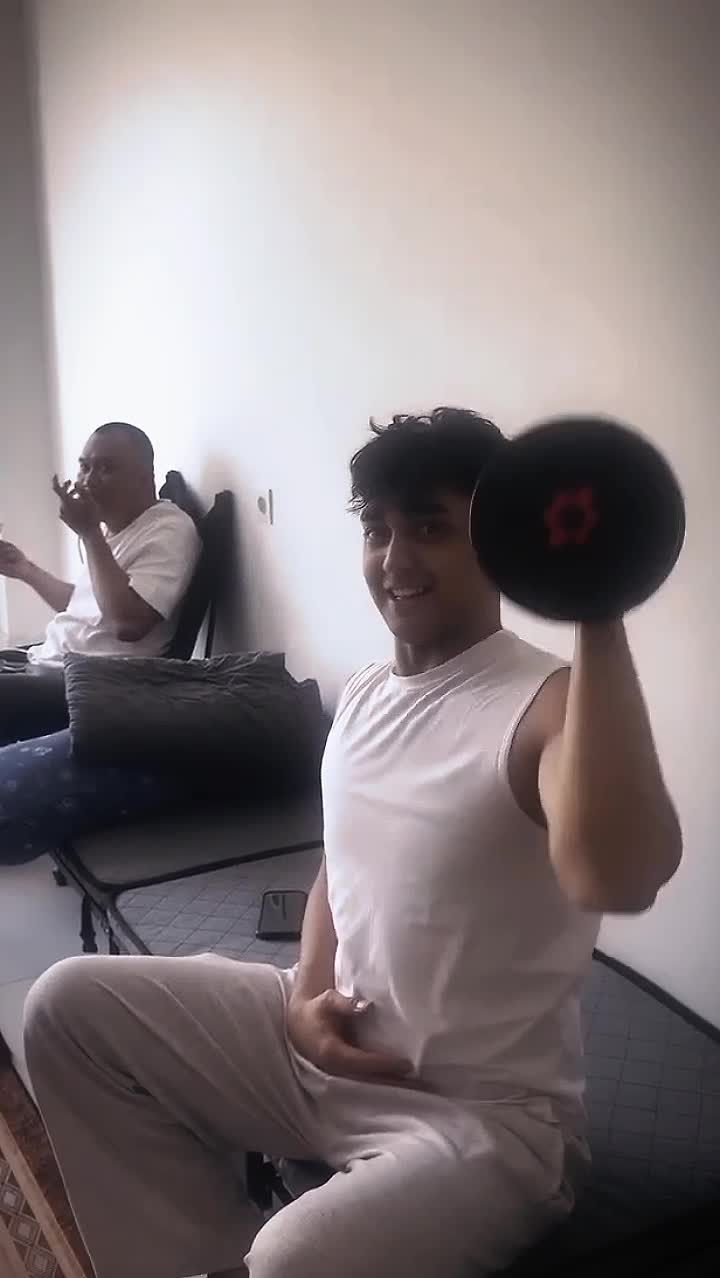 @L.a.n.n
