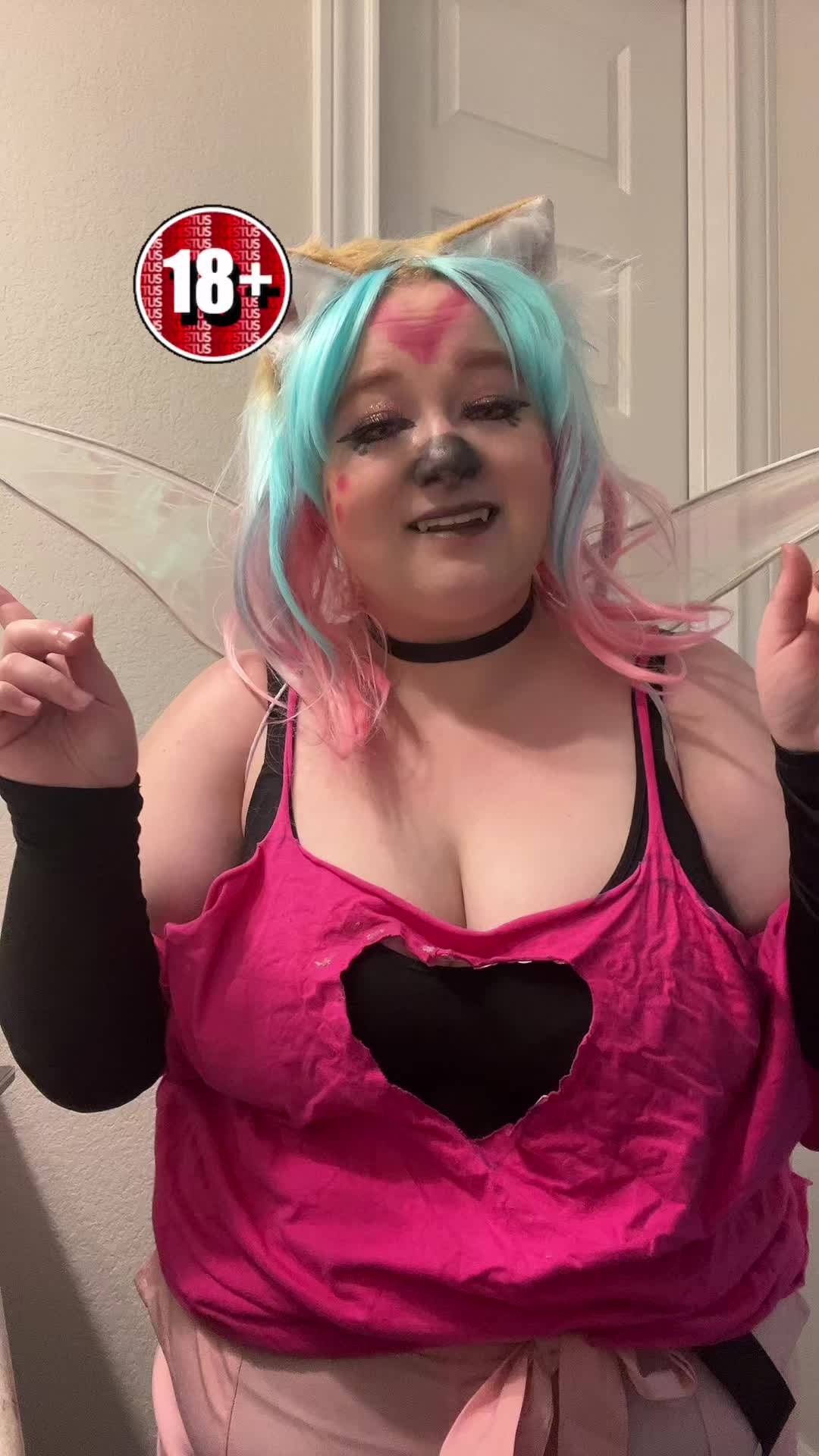 @Little_Red_Cosplay