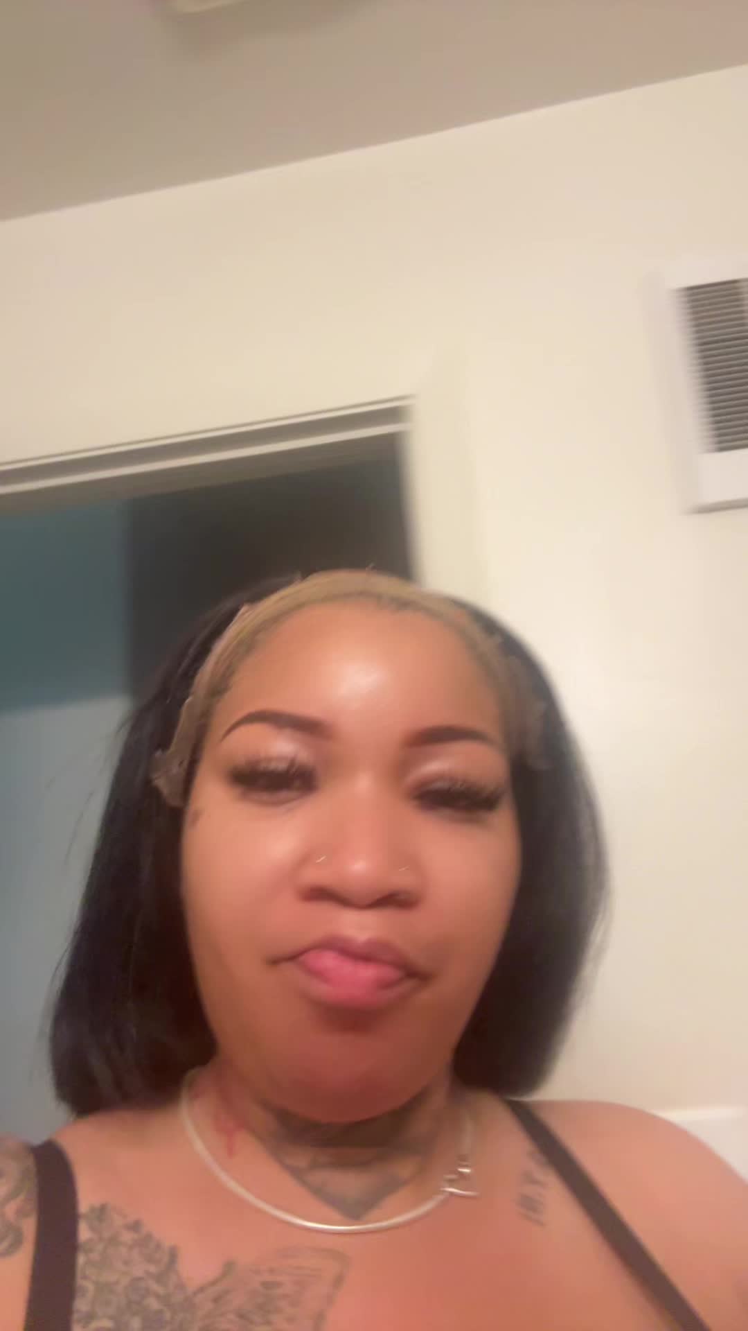 @EssieBabyyy