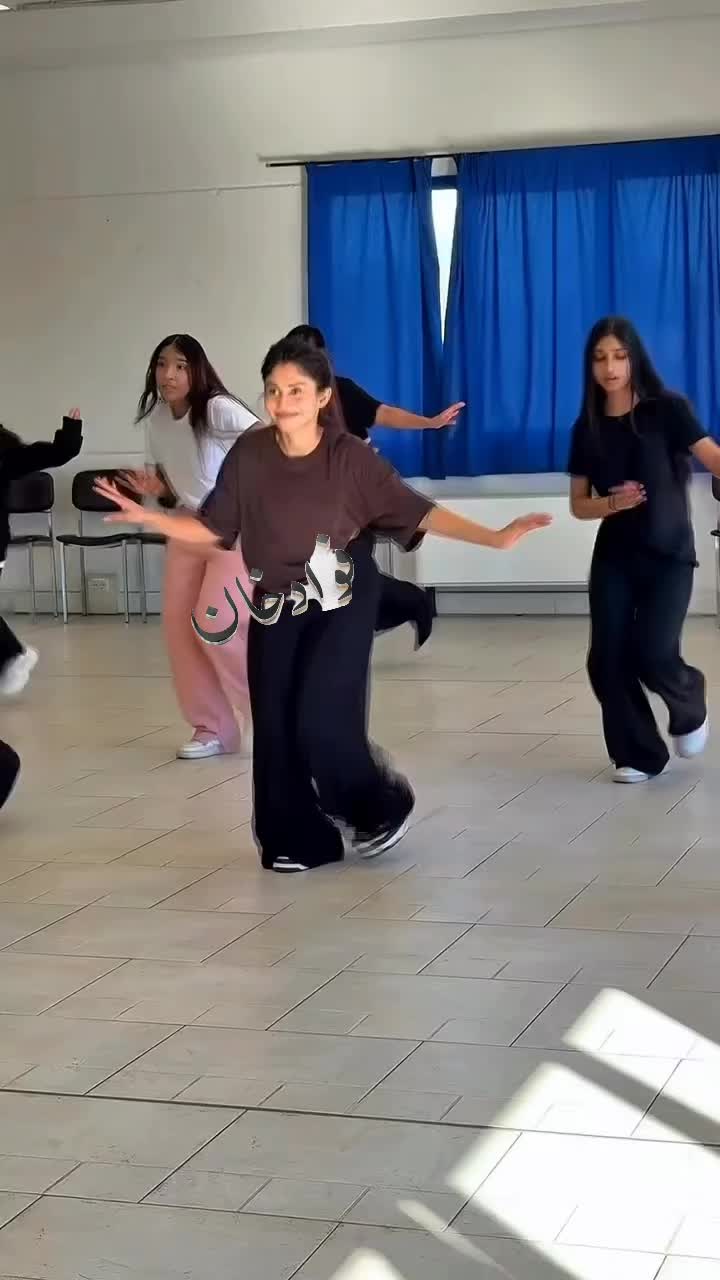 @بیگانه